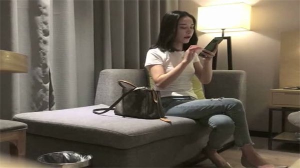 隆重登场男爵全国探花黑丝模特女神漂亮