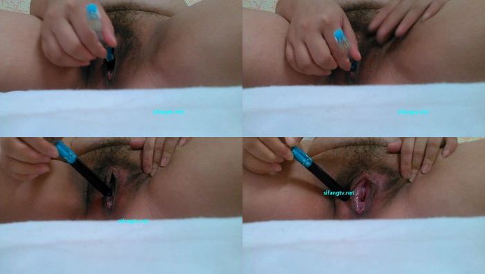 性饥渴孕妇用震动牙刷自慰孕逼流出大量淫水视频